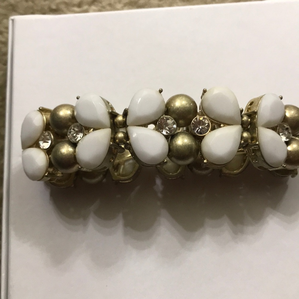 NWOT Gold and White Fashion Bracelet